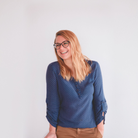 portrait_morewhite_square_2 1